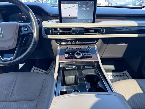 Used 2022 Lincoln Aviator Reserve w/ Elements Package Plus image 20