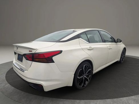 Used 2023 Nissan Altima 2.5 SR image 4
