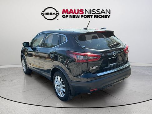 Certified 2022 Nissan Rogue Sport S FWD image 7