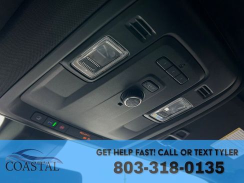 Used 2022 Chevrolet Suburban LT AWD/4WD image 49