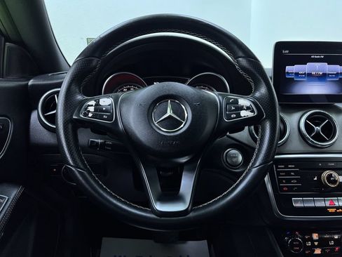 Used 2018 Mercedes-Benz CLA 250 image 19