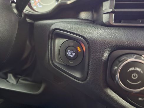 New 2026 Jeep Gladiator Sport AWD/4WD image 31