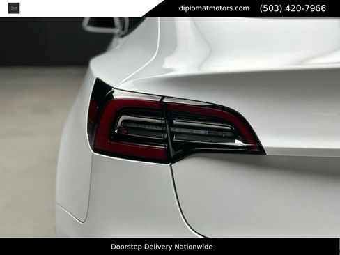 Used 2018 Tesla Model 3 Long Range image 14