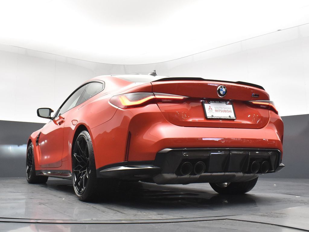 Used 2021 BMW M4 Competition w/ M Carbon Exterior Package RWD image 28