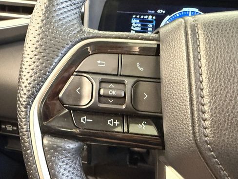 Used 2023 Toyota Sequoia SR5 w/ SR5 Premium Package image 15