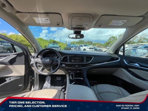 Used 2018 Buick Enclave Premium FWD image 34