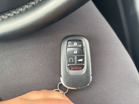 Used 2023 Honda Pilot EX-L image 19