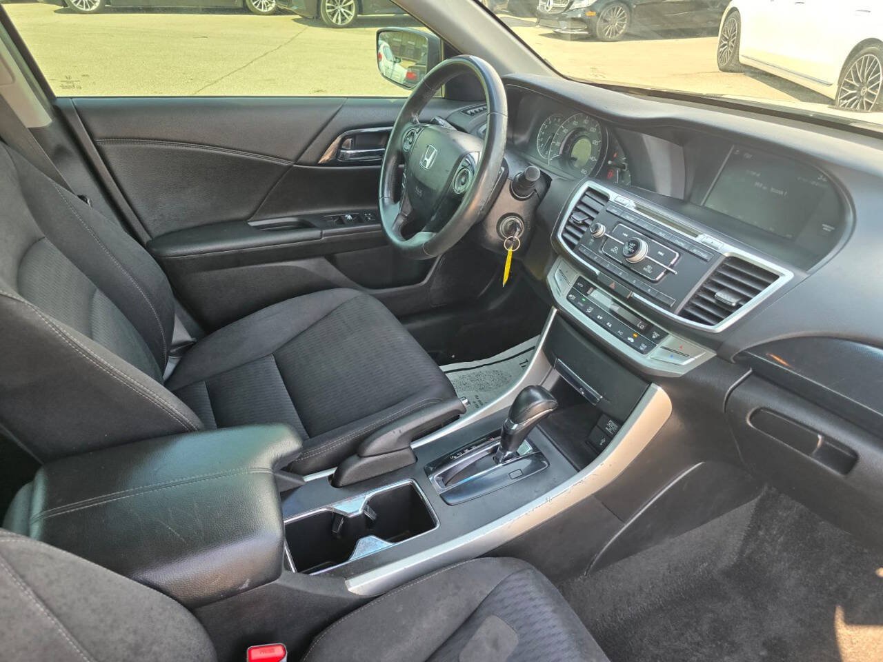 Used 2015 Honda Accord Sport image 42