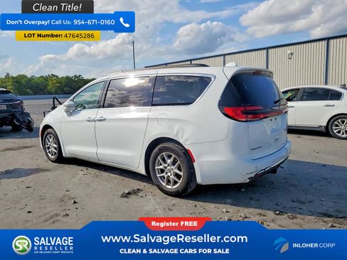 Used 2022 Chrysler Pacifica Touring-L image 3