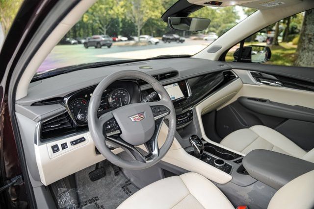 Used 2020 Cadillac XT6 Premium Luxury AWD/4WD image 24
