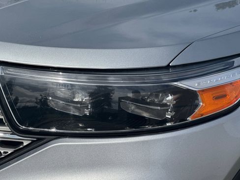 Used 2023 Ford Explorer Limited image 50