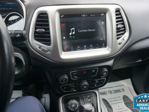 Used 2018 Jeep Compass Latitude w/ Popular Equipment Group AWD/4WD image 30