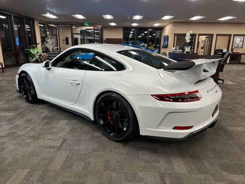 Used 2018 Porsche 911 GT3 image 46