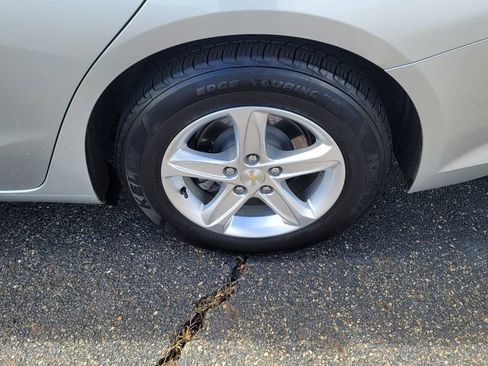 Used 2021 Chevrolet Malibu LS image 8