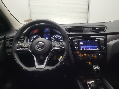 Used 2020 Nissan Rogue Sport S FWD image 22