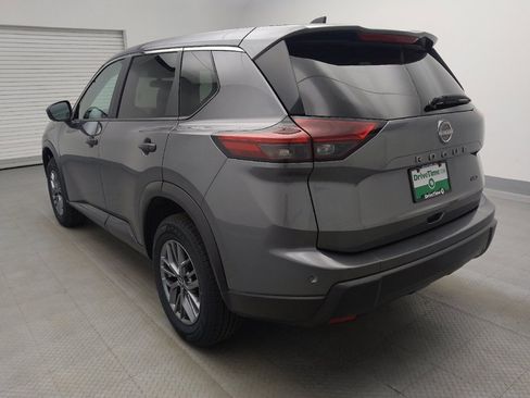 Used 2024 Nissan Rogue S AWD/4WD image 5