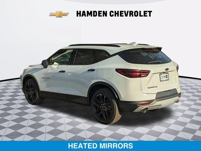 New 2025 Chevrolet Blazer LT w/ Redline Edition AWD/4WD image 4