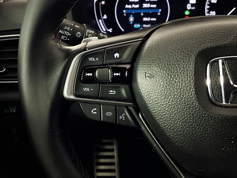 Used 2022 Honda Accord Sport image 18