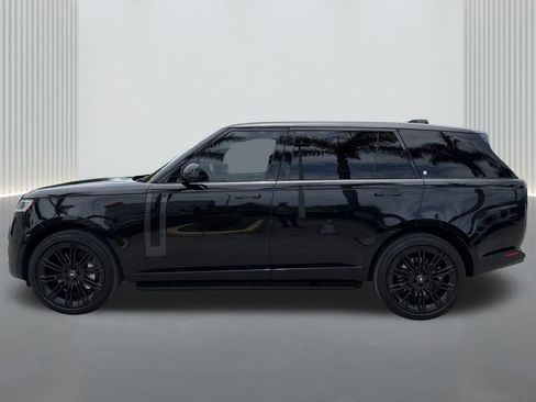 Used 2025 Land Rover Range Rover Long Wheelbase SE AWD/4WD image 8