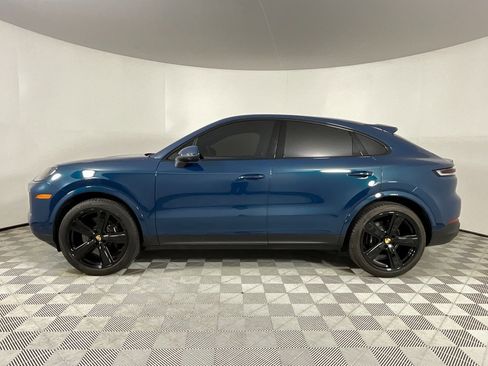 Used 2025 Porsche Cayenne S image 2