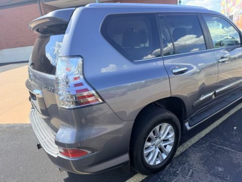 Used 2019 Lexus GX 460 Premium w/ Premium Package AWD/4WD image 5