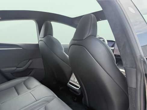 Used 2023 Tesla Model S AWD/4WD image 35