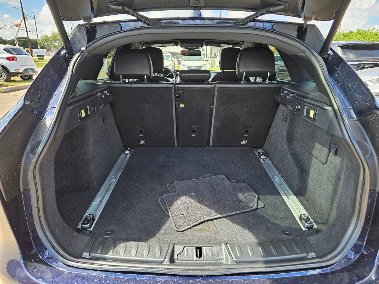 Used 2017 Jaguar F-PACE Prestige AWD/4WD image 7