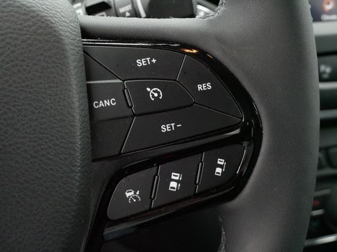 Certified 2023 Jeep Cherokee Altitude Lux image 25