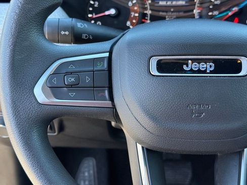 Used 2025 Jeep Compass Sport AWD/4WD image 14