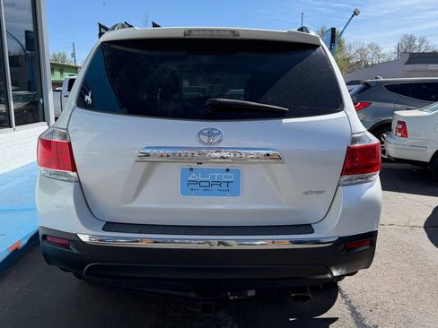 Used 2013 Toyota Highlander Limited AWD/4WD image 3