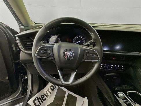 Used 2021 Buick Envision Essence image 11