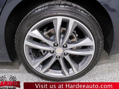 Used 2023 Chevrolet Malibu LT FWD image 10