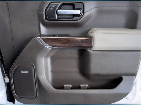 Used 2020 GMC Sierra 1500 SLT w/ SLT Premium Plus Package image 38