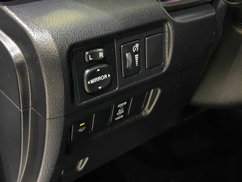 Used 2019 Toyota 4Runner TRD Off-Road Premium image 16