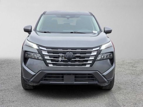 Used 2025 Nissan Rogue SV AWD/4WD image 8