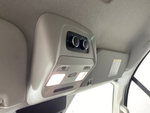 Used 2023 Ford Transit 350 XLT image 10