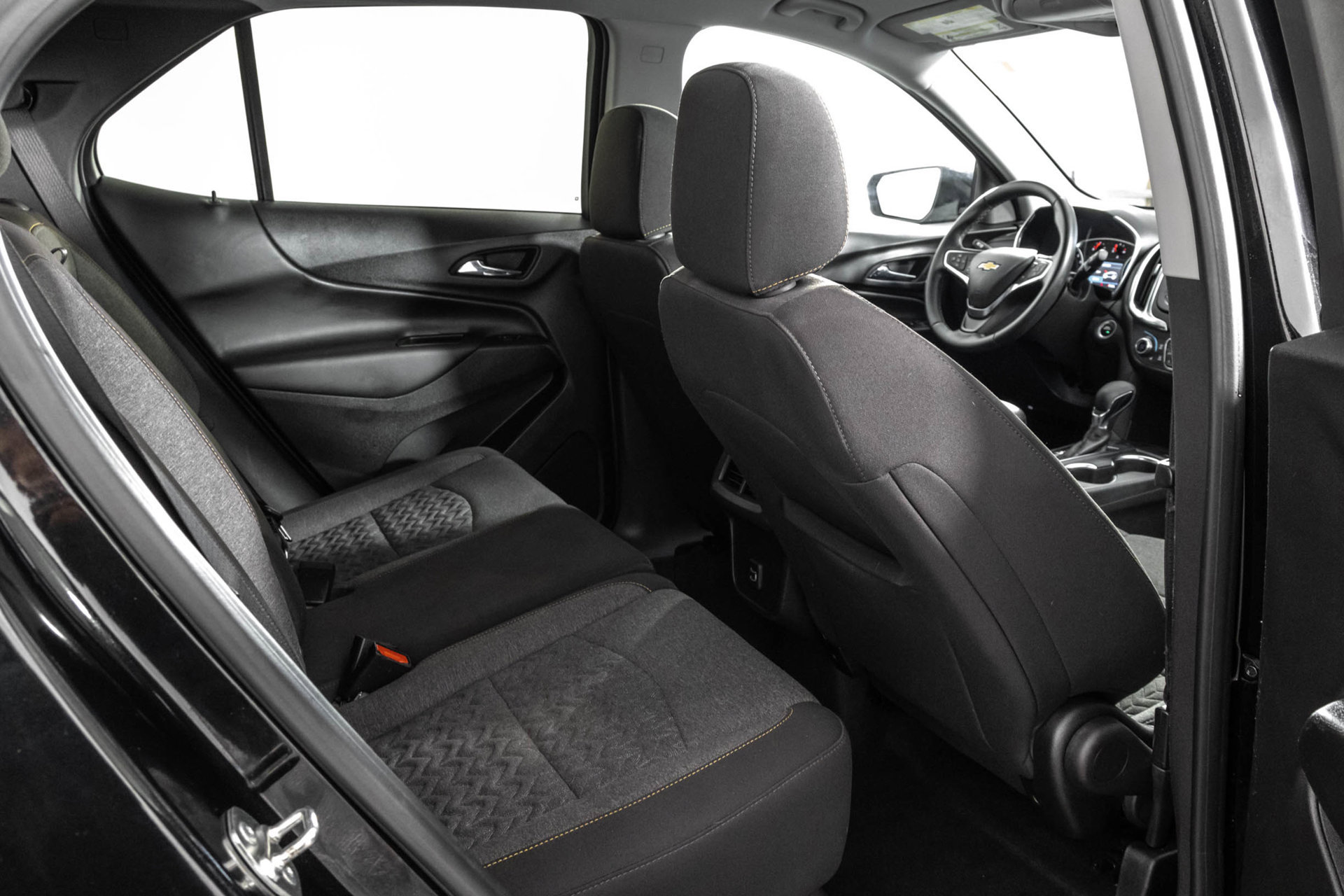 Used 2024 Chevrolet Equinox LT AWD/4WD image 39