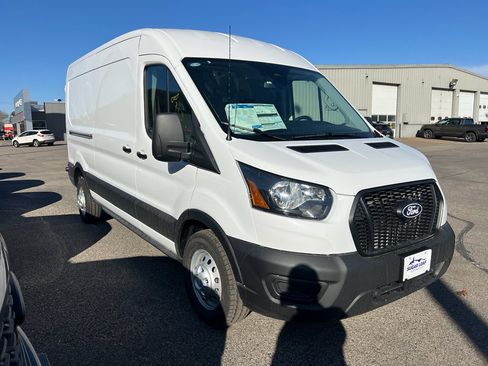 New 2026 Ford Transit 250 Base image 2
