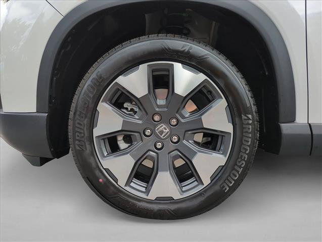 New 2026 Honda Pilot Touring image 10