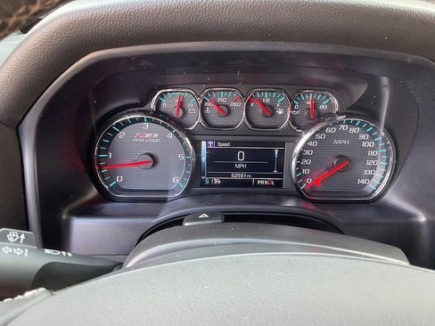 Used 2018 Chevrolet Silverado 1500 LT w/ All Star Edition image 18