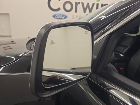 Used 2021 Jeep Grand Cherokee Limited w/ Premium Lighting Group AWD/4WD image 38