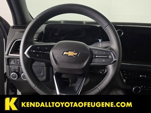 Used 2025 Chevrolet Tahoe LT AWD/4WD image 11