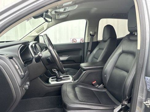 Used 2022 Chevrolet Colorado LT w/ Luxury Package image 15