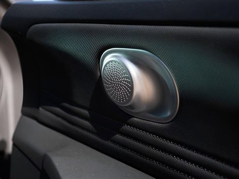 Used 2023 Hyundai Elantra SEL w/ Convenience Package image 26