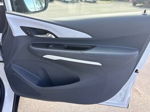 Used 2021 Chevrolet Bolt LT w/ Driver Confidence Package FWD image 19