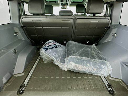 Used 2024 INEOS Grenadier Fieldmaster Edition image 45