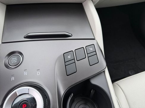 New 2026 Kia Sportage EX image 18