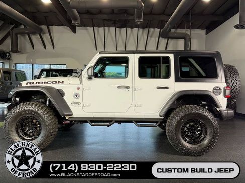 Used 2025 Jeep Wrangler Unlimited Rubicon AWD/4WD image 9