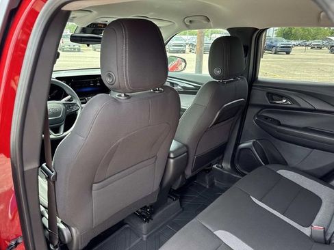 New 2026 Chevrolet TrailBlazer LT w/ Midnight Edition FWD image 35