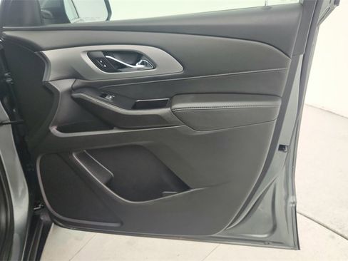 Certified 2023 Chevrolet Traverse LT image 65